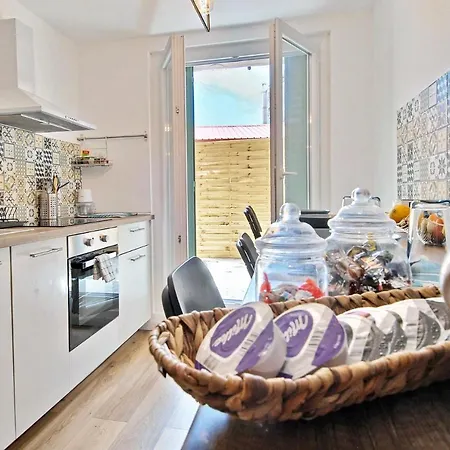 T4 Pour 6-8 Pers+terrasse Proche Du Cours Julien Appartement *